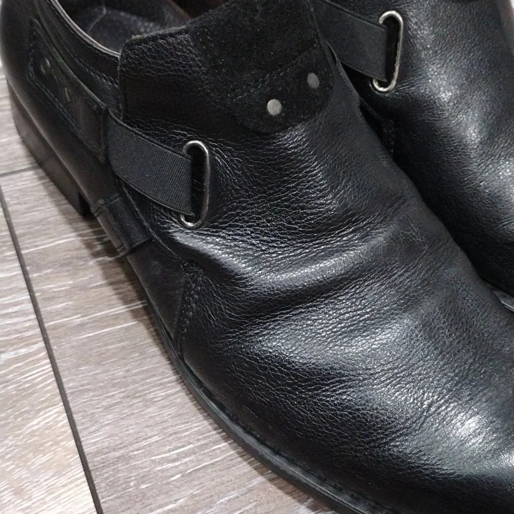 Bacco Bucci mens black leather moto loafers. Size 11. Made in Italy